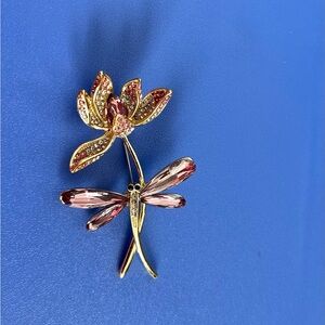 Elegant Gold and Pink Dragonfly Brooch